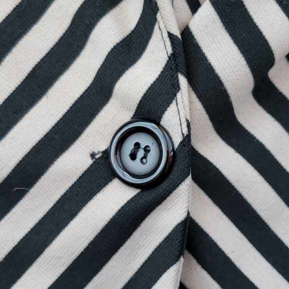 Poetry Black & Tan Striped Blazer w/Ruched Sleeves Size S - Picture 4 of 8